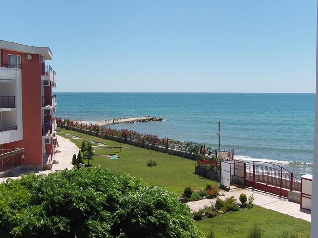 Gt Privilege Fort Beach Apartments النايت الغرفة الصورة