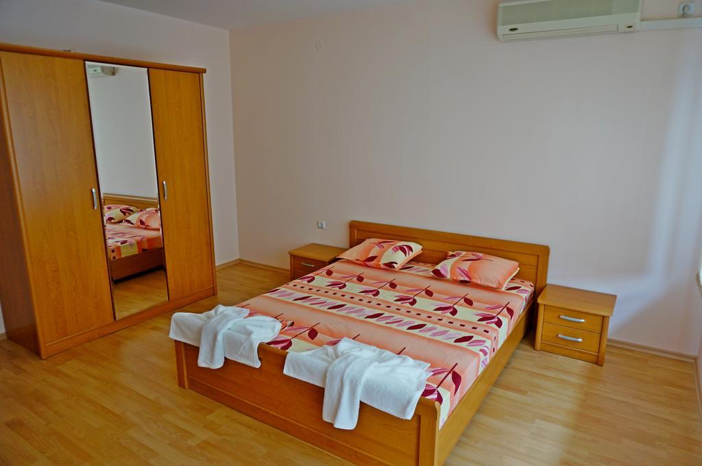 Gt Privilege Fort Beach Apartments النايت المظهر الخارجي الصورة