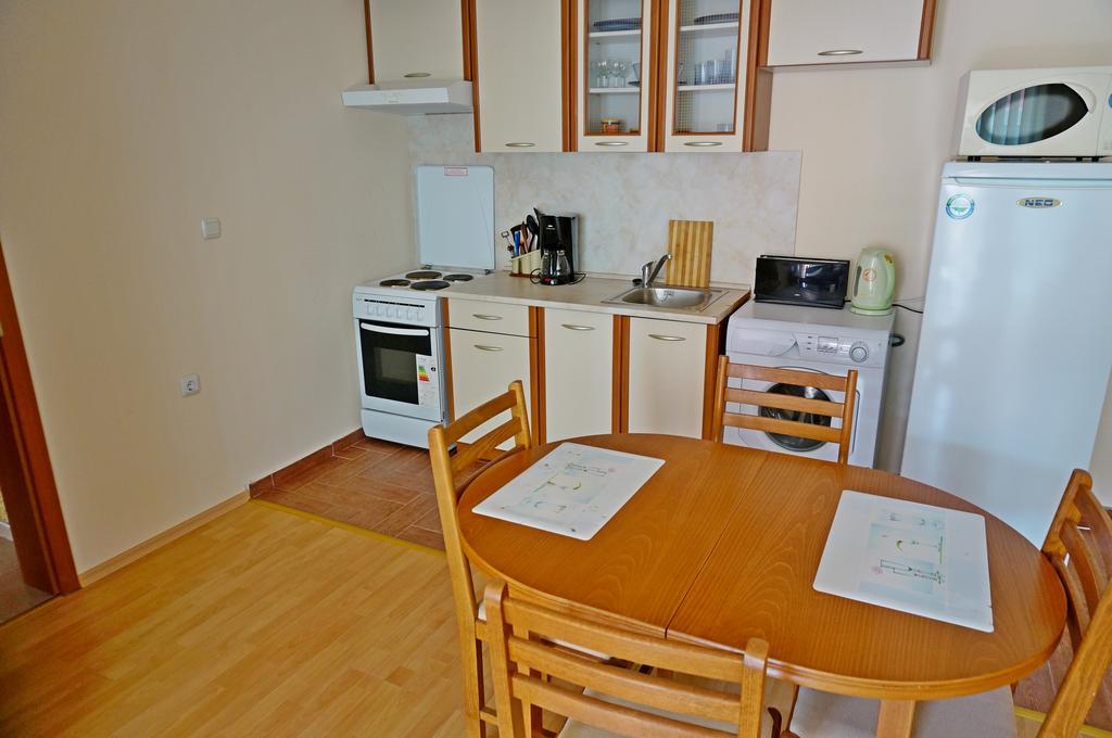 Gt Privilege Fort Beach Apartments النايت المظهر الخارجي الصورة