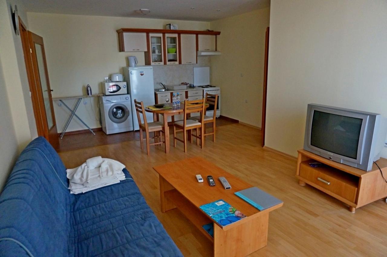 Gt Privilege Fort Beach Apartments النايت المظهر الخارجي الصورة
