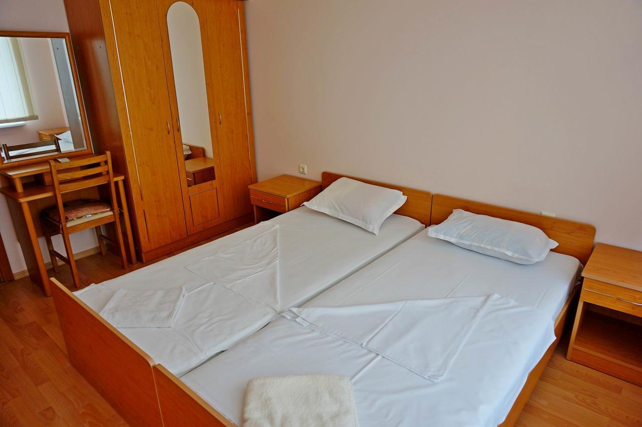 Gt Privilege Fort Beach Apartments النايت المظهر الخارجي الصورة