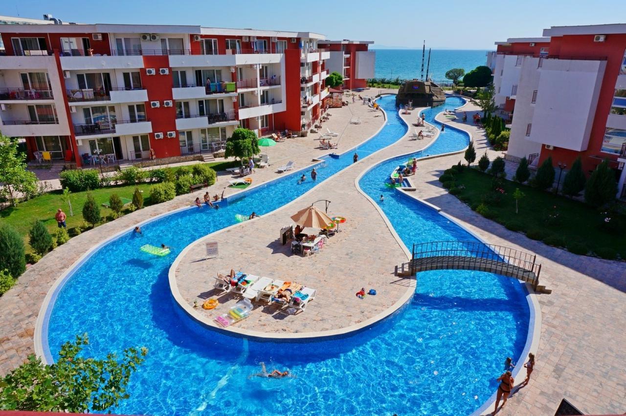 Gt Privilege Fort Beach Apartments النايت المظهر الخارجي الصورة