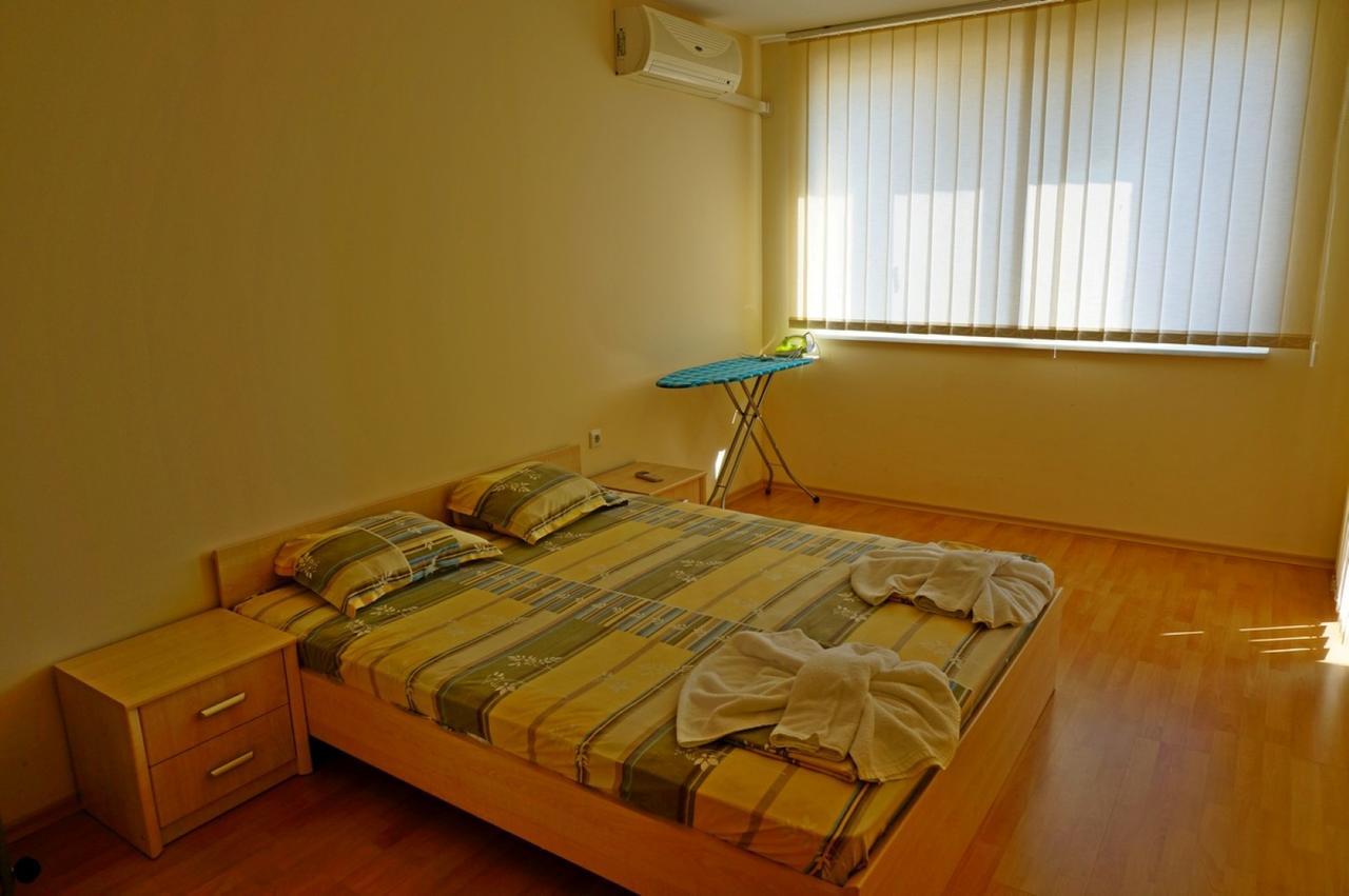 Gt Privilege Fort Beach Apartments النايت المظهر الخارجي الصورة