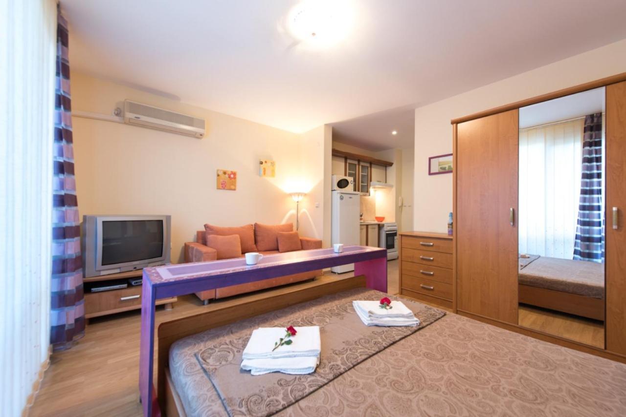 Gt Privilege Fort Beach Apartments النايت المظهر الخارجي الصورة