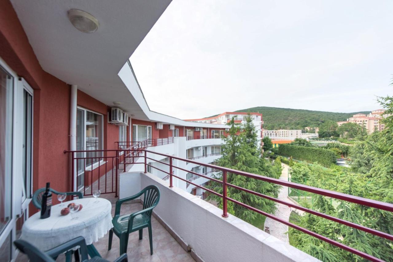 Gt Privilege Fort Beach Apartments النايت المظهر الخارجي الصورة